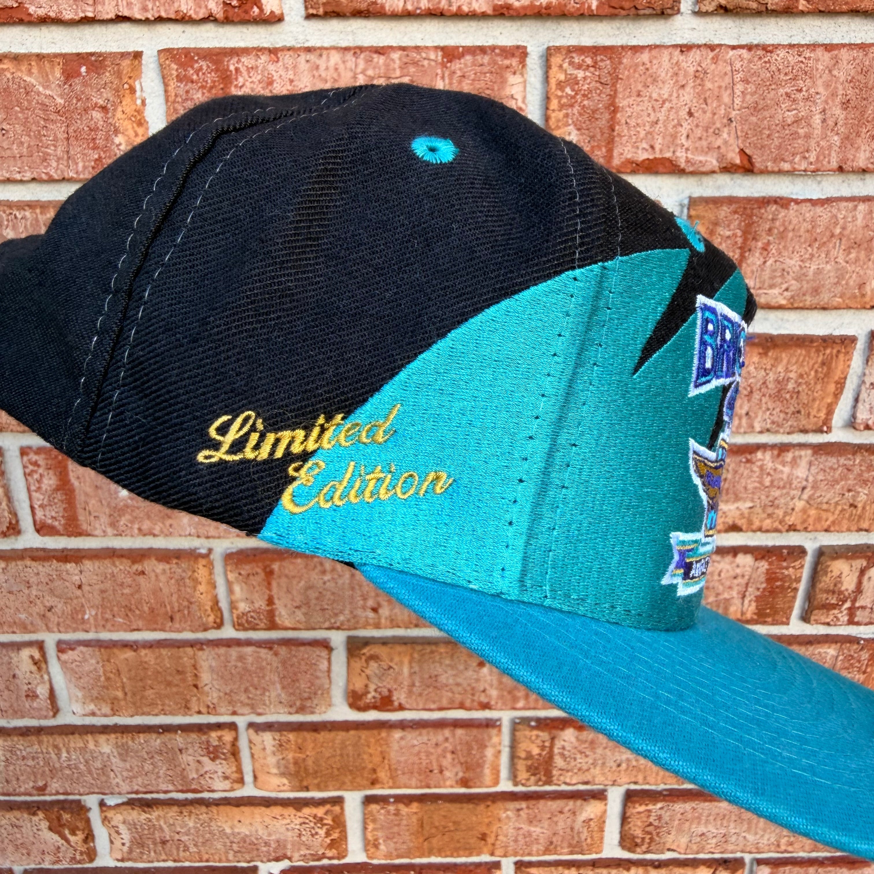 Shark Tooth Brickyard 400 Nacar Hat