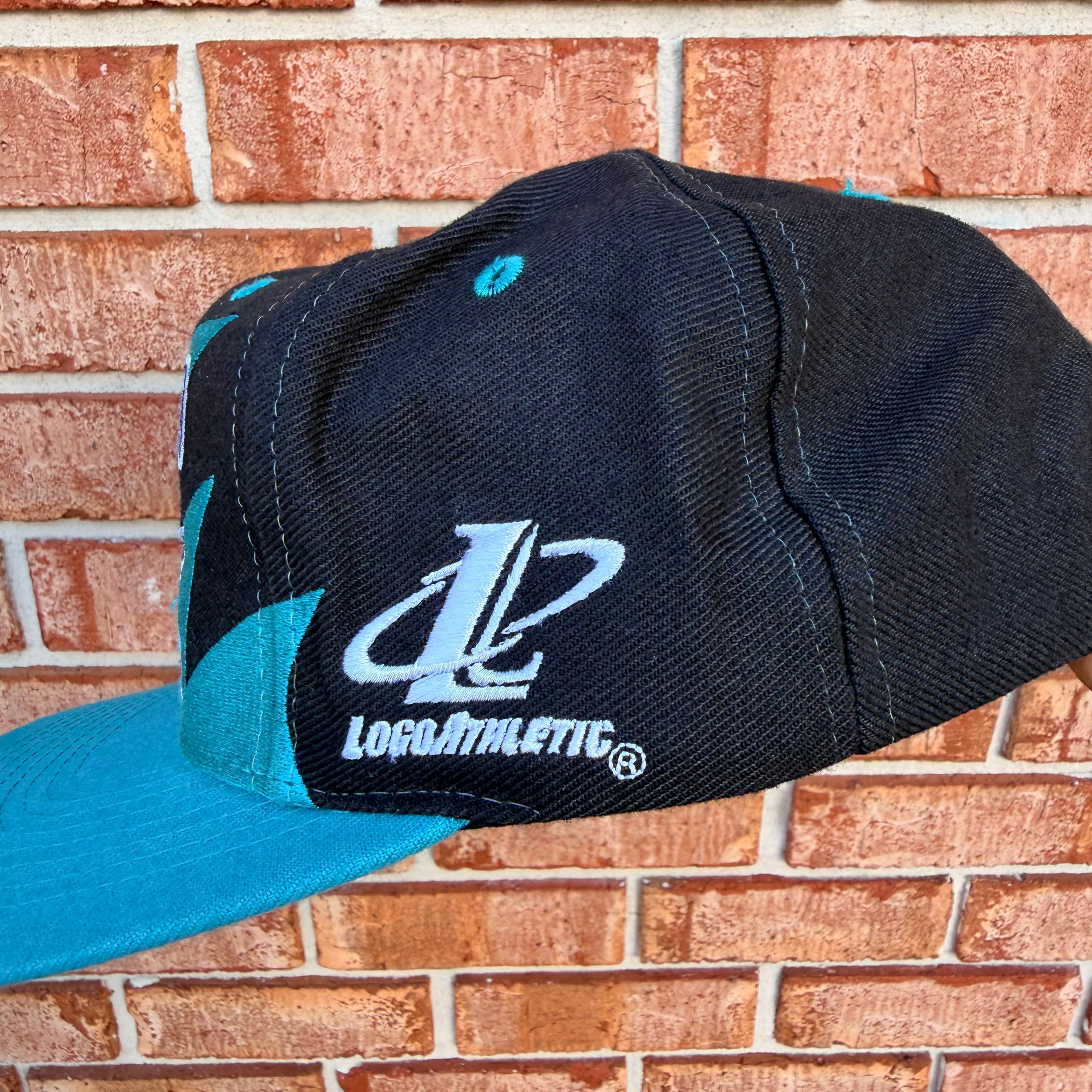 Shark Tooth Brickyard 400 Nacar Hat