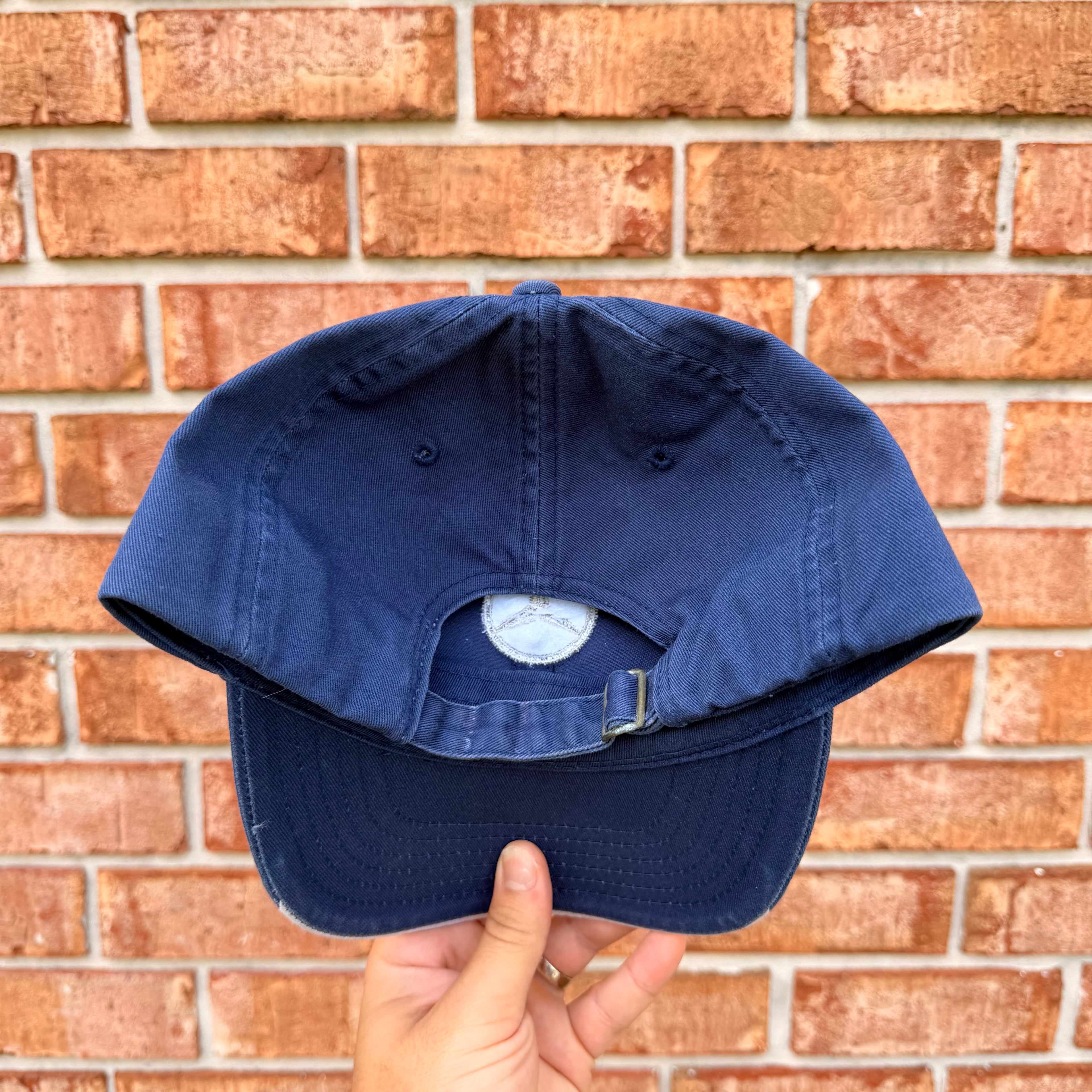 Mercedes-Benz Hat