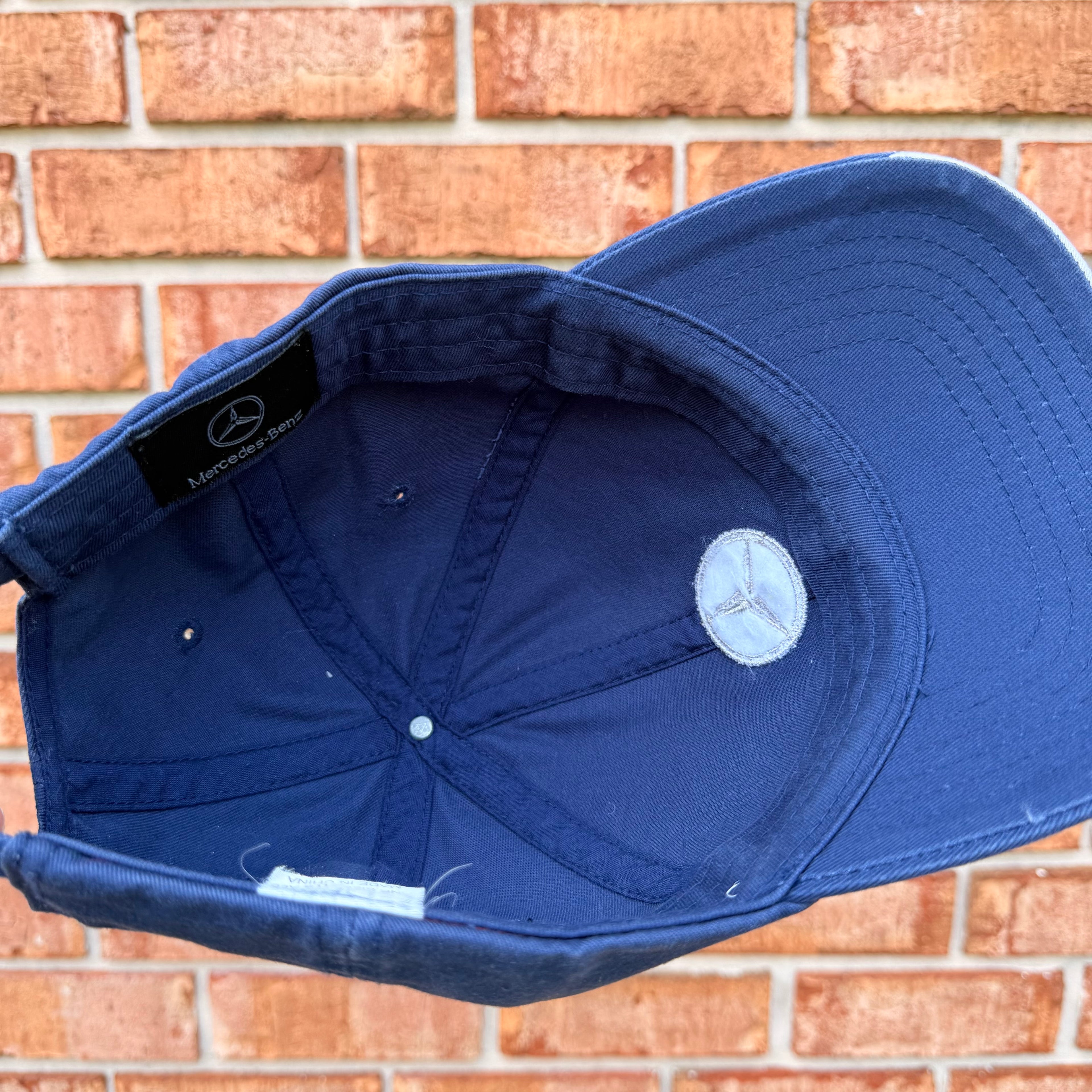 Mercedes-Benz Hat